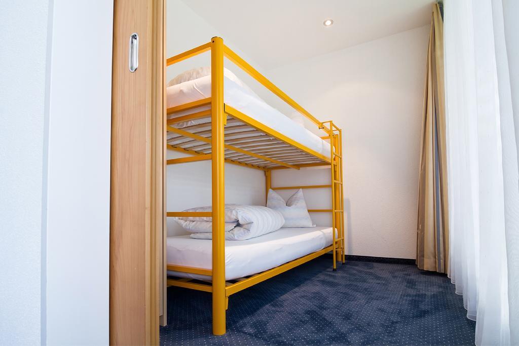 Hotel Roessli Tufertschwil Luetisburg Экстерьер фото